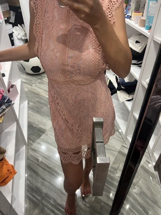 Рокля, свободен силует