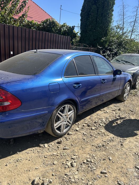 Vand mercedes  e 220