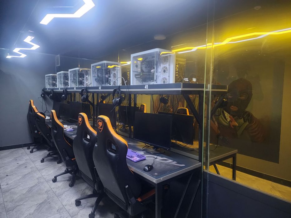 Продаётся готовый бизнес — компьютерный клуб (51 ПК + мебель)
Продаётс