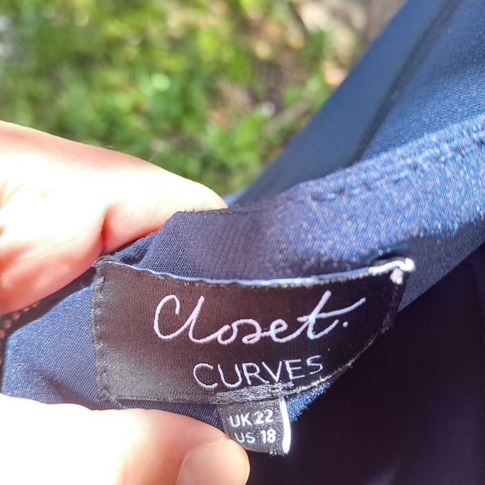 Елегантна рокля Closet curves, размeр UK 22