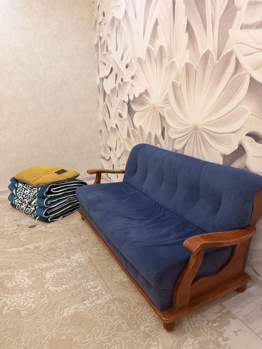 Диван для гостей бу