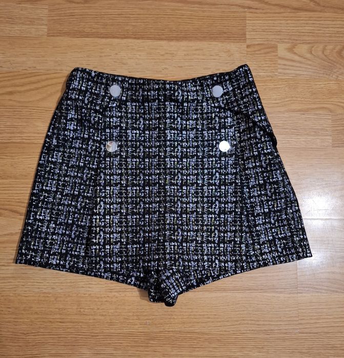 Къси панталони Zarа
Размер Хс но според мен е С
Цена 35лв