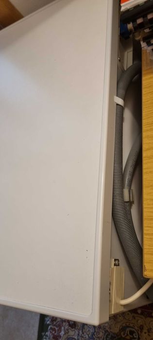 Vând mașină de spălat Hotpoint ARISTON, în condiții bune.