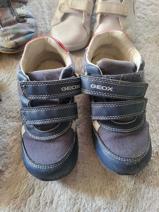 Детски обувки боси  и маратонки Адидас и др номер 23-25