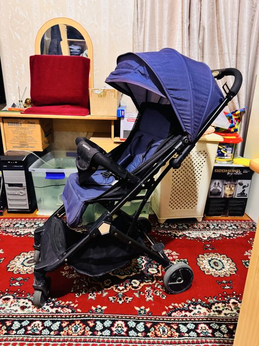 Коляска чемодан легкая