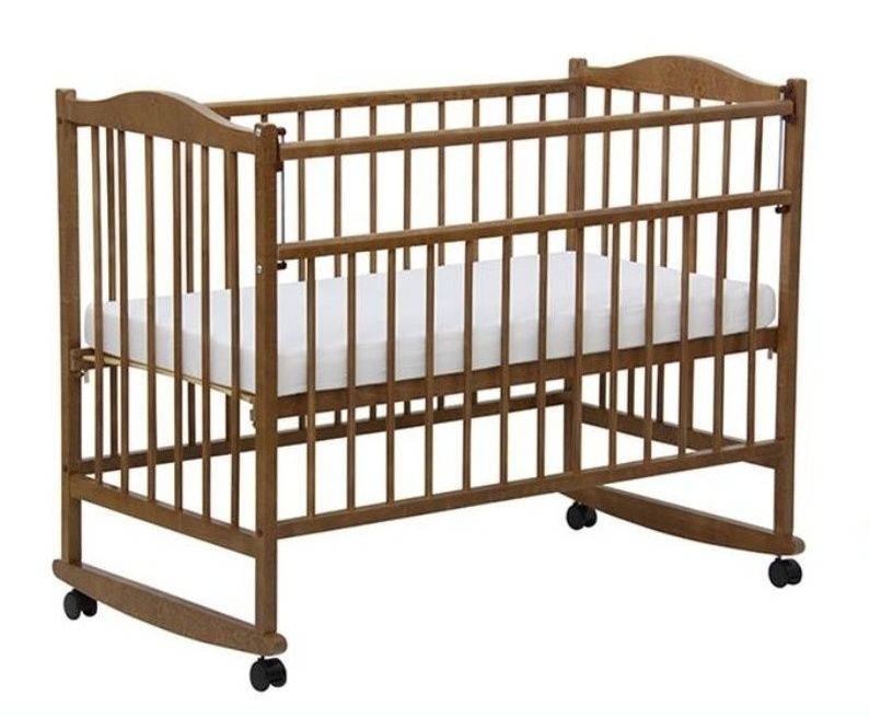 Продам детскую кроватку.