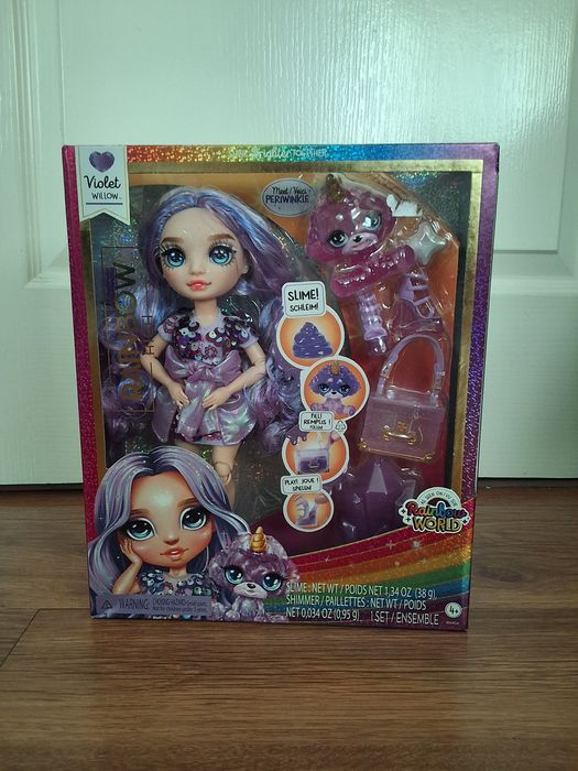 Păpușă Rainbow High Violet Willow