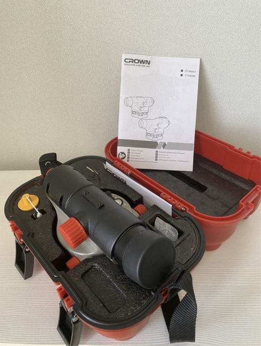 Штатив для нивелира