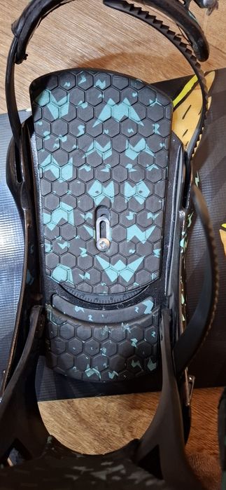 Сноуборд K2 с креплениями