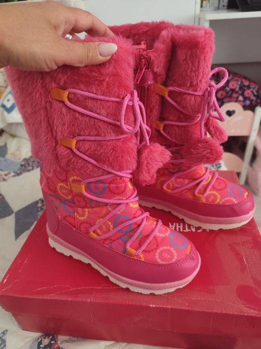 Cizme mar 33 Geox și Agatha Ruiz de la Prada.