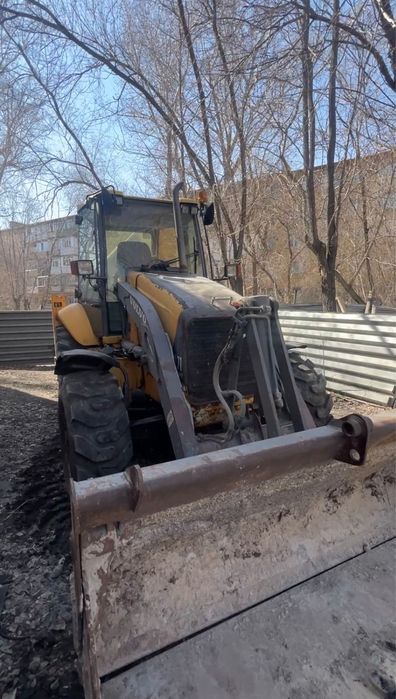 Экскаватор погрузчик