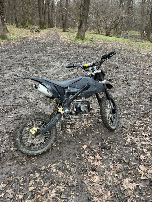 Vand schimb mai multe detalii in privat