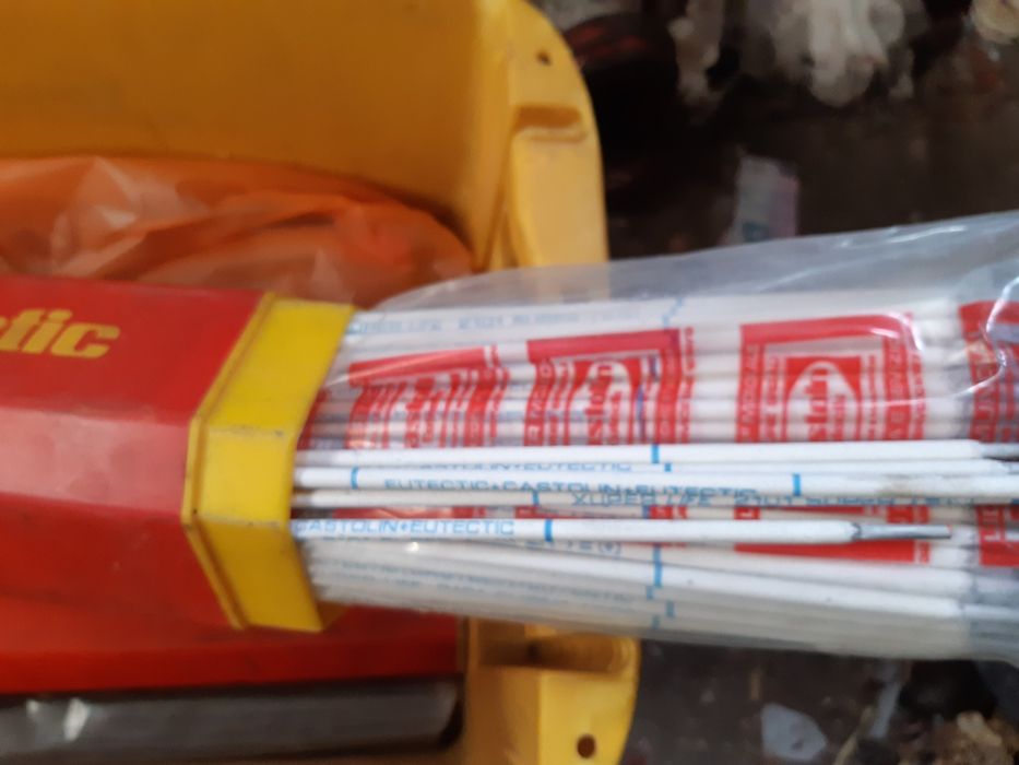 Чугунени електроди CASTOLIN