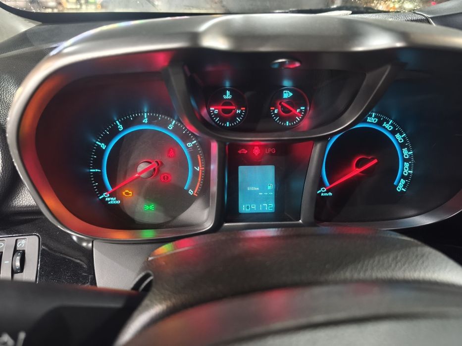 Продается Chevrolet Orlando 2017 год