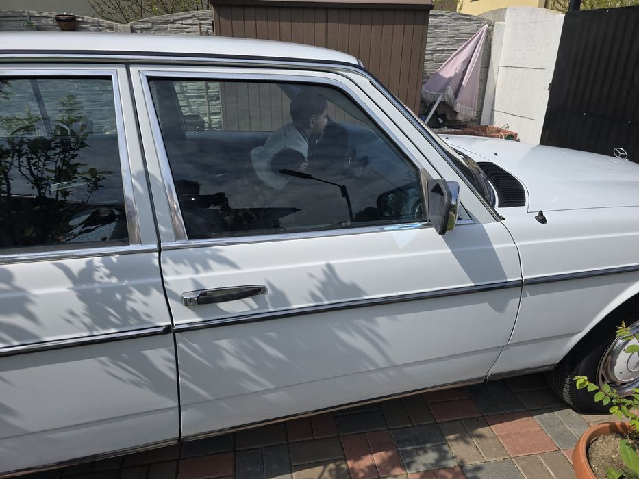 Mercedes-Benz W123 Cobra negociabil atestat vehicul istoric