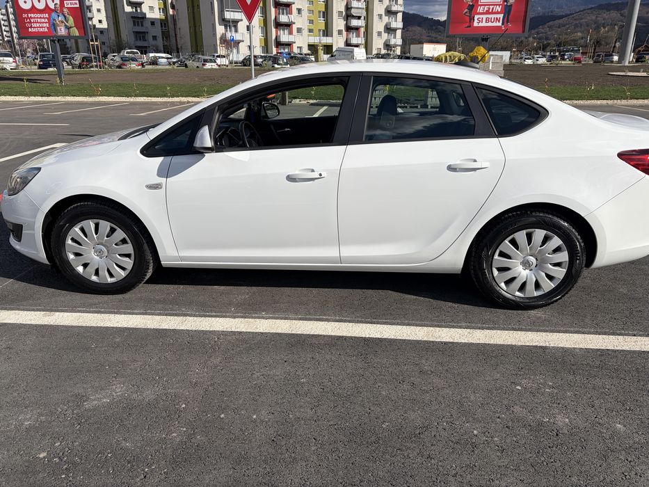 OPEL Astra 2018 — imagine 3