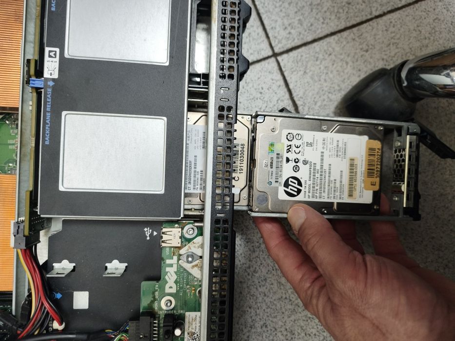 Dell Precision R5500