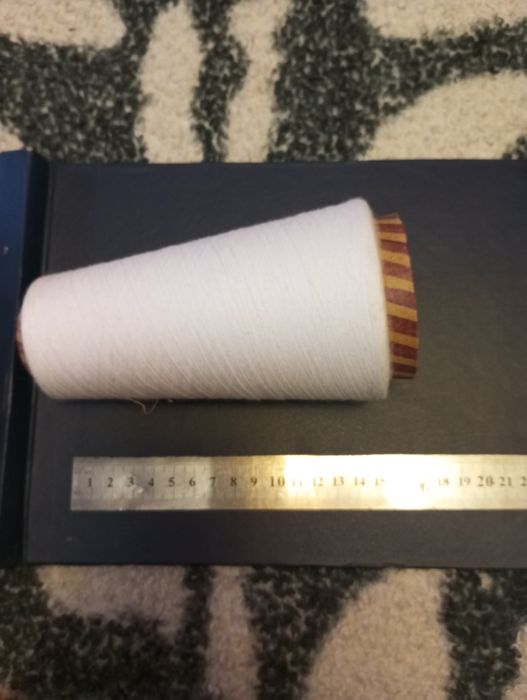 Катушки нитки для шитья для швейных машин
