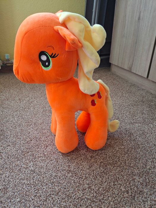 Плюшени играчки герои