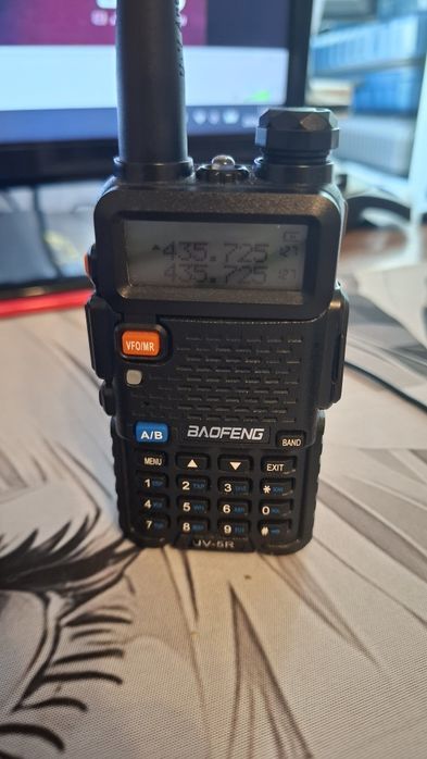 Рация Baofeng UV-5R