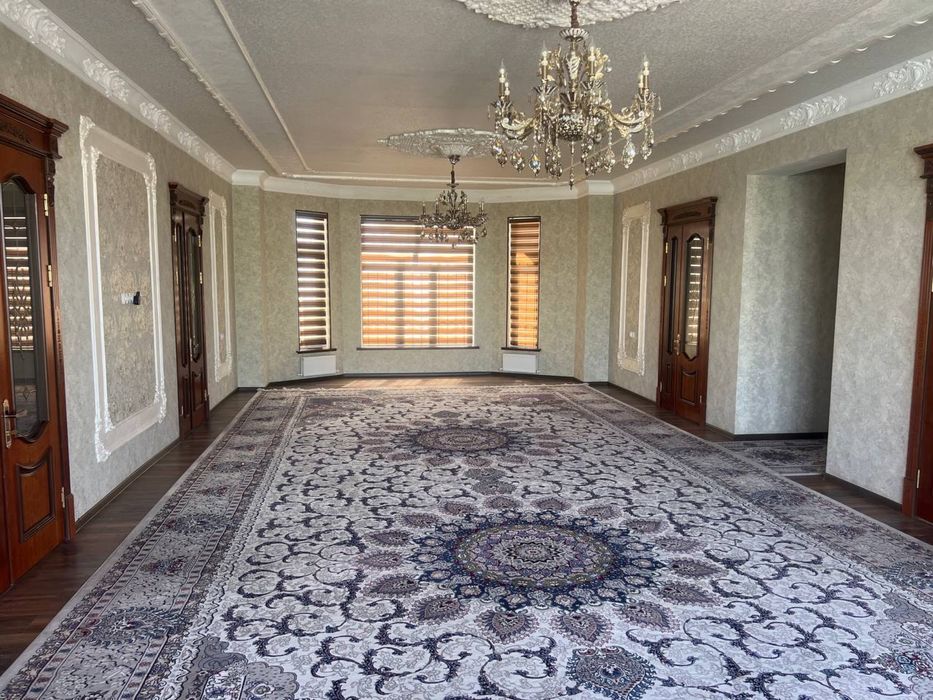 Hovli sotiladi Qarshi shahrida