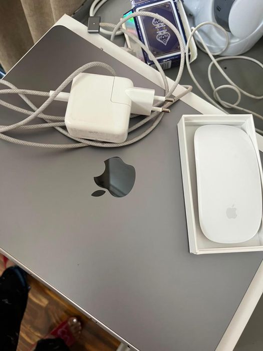 Apple MacBook Air