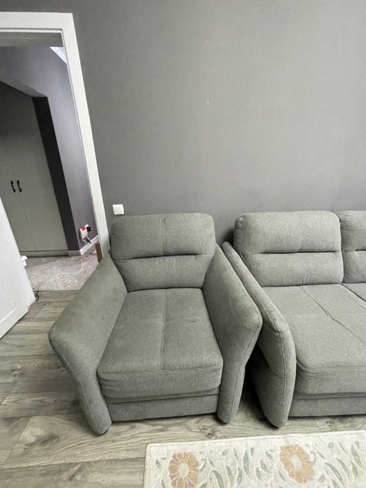 Мягкий уголок диван и кресла