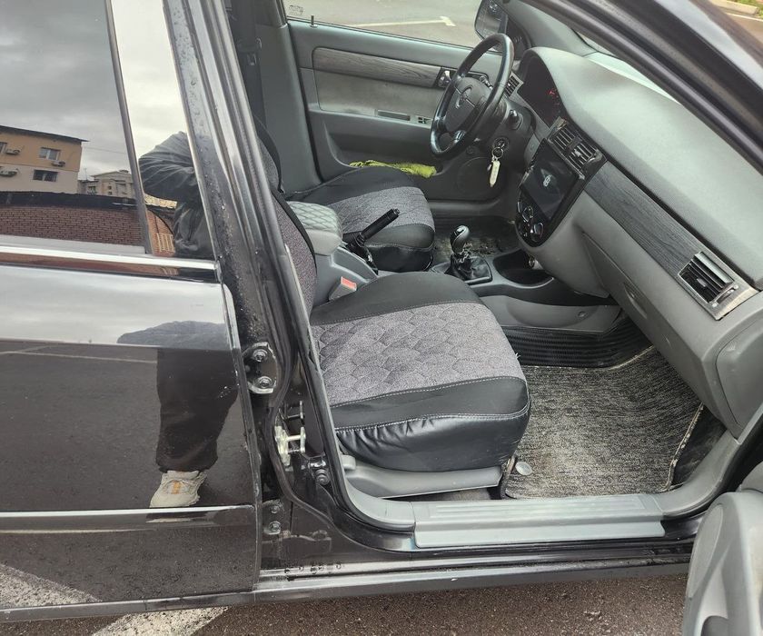 Аренда авто.жентра  аренда сухой цвет чёрный