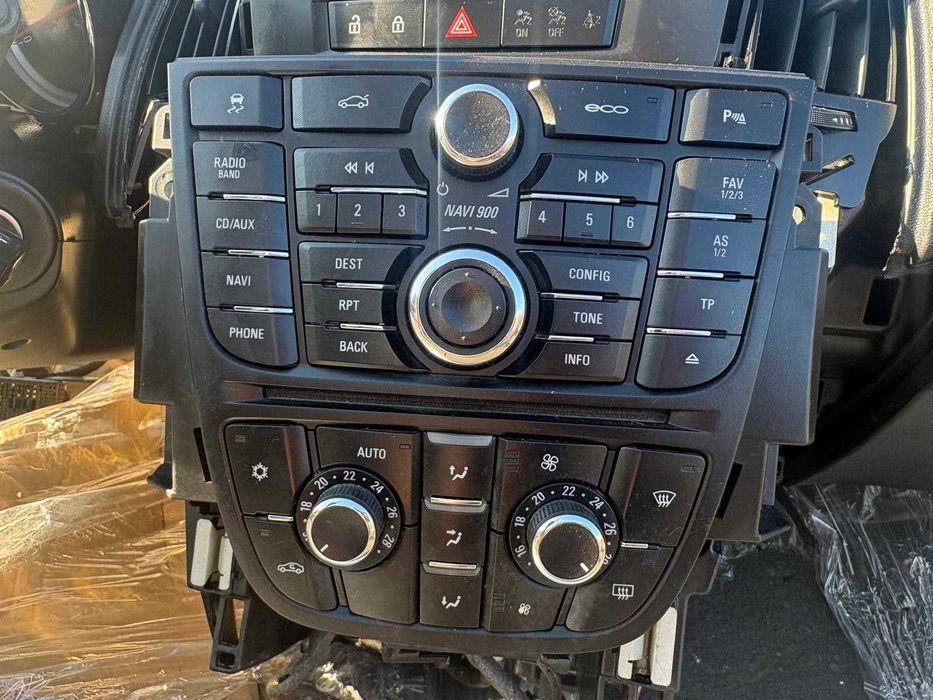 Radio CD si climatronic Opel Astra J (2009-2012) 13360095