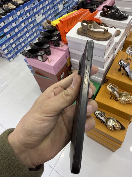 Iphone 15 pro max 256g srochna