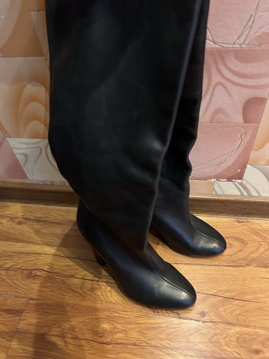 Продаю обувь в хорошем состояние