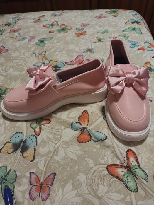 Pantofi dama elegante
