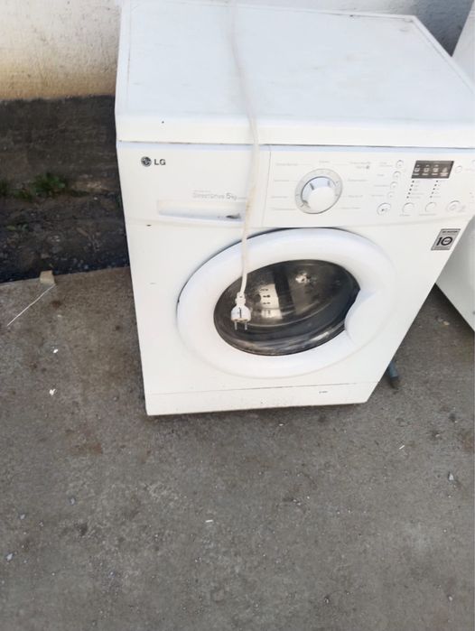 Продам стиральную машину