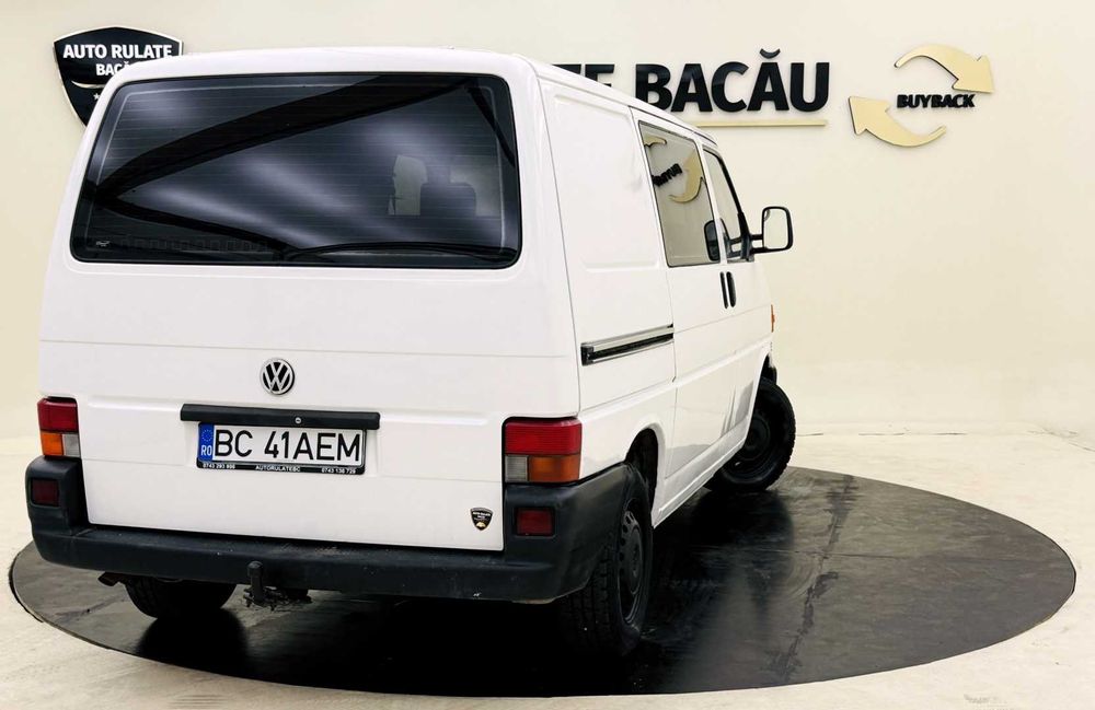Volkswagen Transporter 1.9D 5+1 Locuri 68CP 2001
