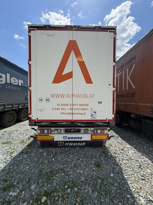 Vind semiremorca Krone