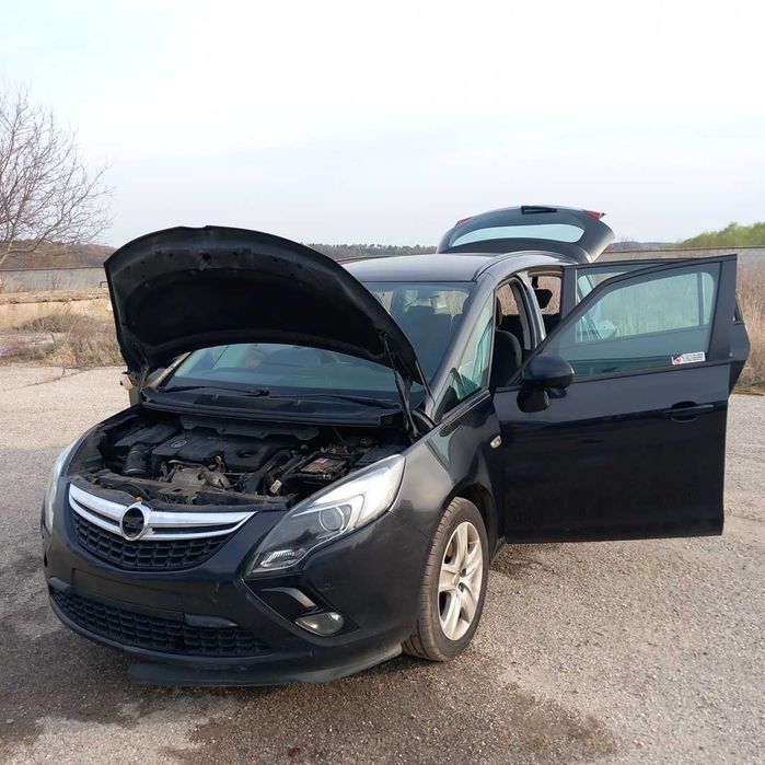 Opel Zafira C Tourer 1,6 CDTI B16DTH 2015/Опел Зафира C дизел на части