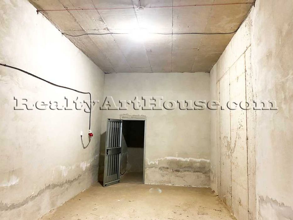 Продава се Гараж / Паркомясто в София, Малинова долина - 23 кв.м за 1435 €/кв.м - Снимка #1