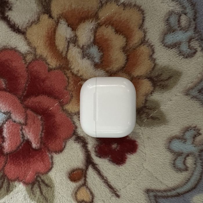 Кейс airpods 4 original