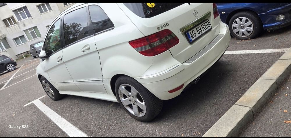 Vând mercedes clasa b 200 cdi