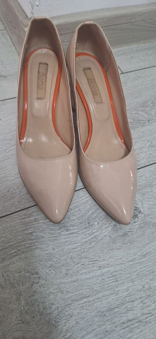 Pantofi de piele marca BOTTA,nr 38