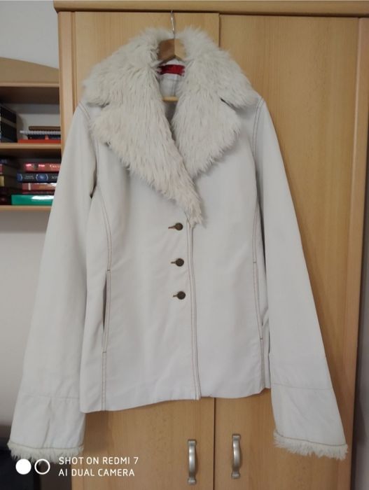 Куртка джинсовая