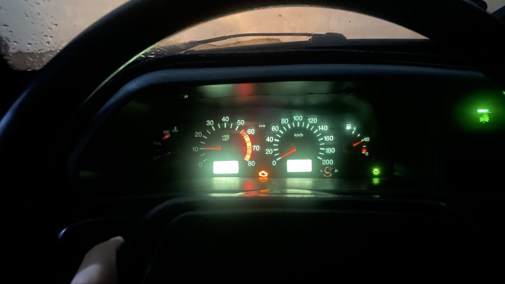 Авто ваз 2115 продам