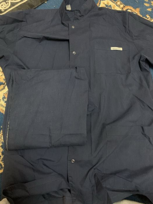 Продам медицинский костюм