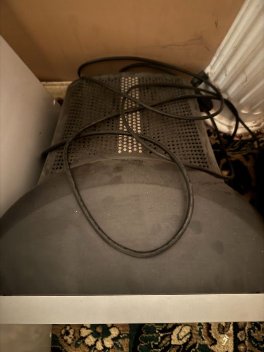 Манитор SAMSUNG ишлатилган Б/У яхши холатда ишлиди