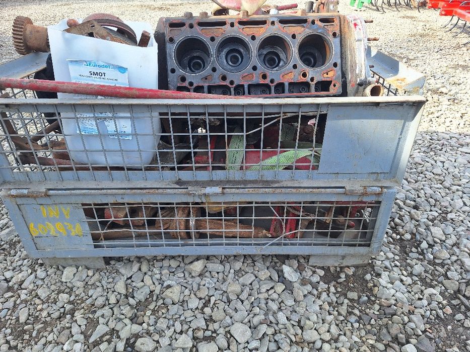 Tractor International 744 844 piese bloc motor pinion pinioane baie