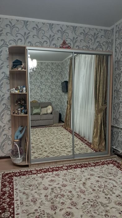Продам шкаф-купе 3-х дверный