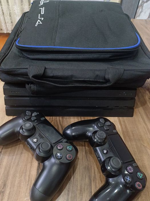Плайстейшен 4 PRO 1 терабайт