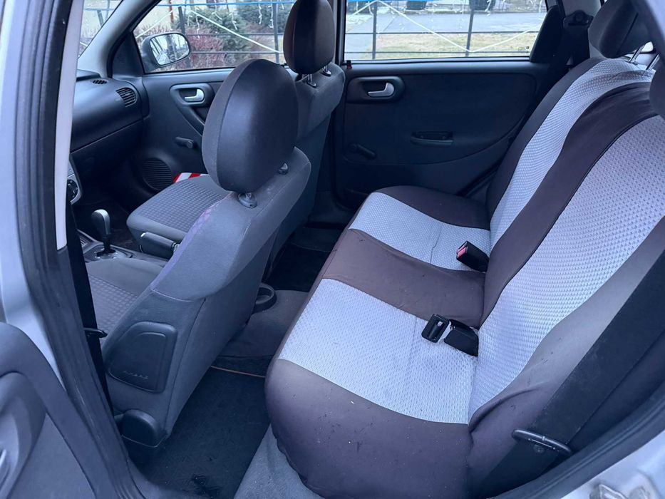 Opel Corsa C Automata 1.2 Benzina-4 cilindri