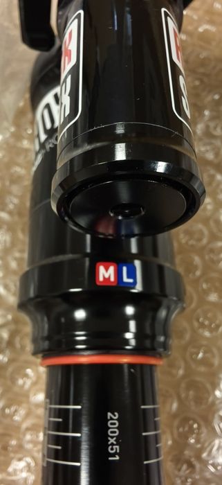 Заден амортесьор/Шок RockShox Monarch Plus RC3 DebonAir-200 x 51mm M/L