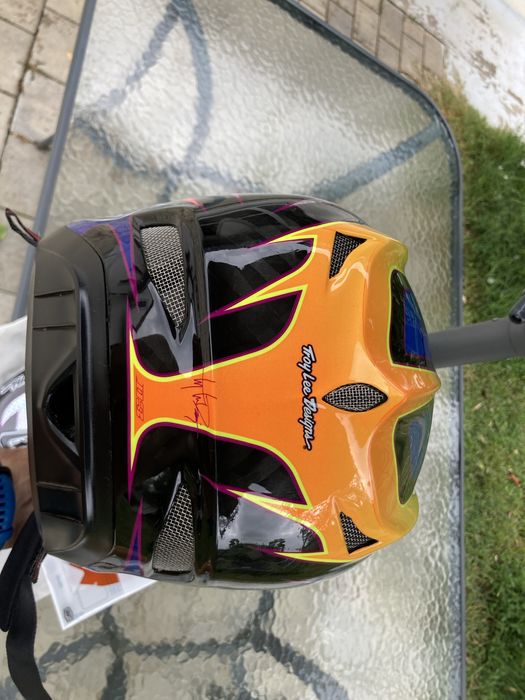 Casca DH Troy Lee Designs TLD D3 carbon